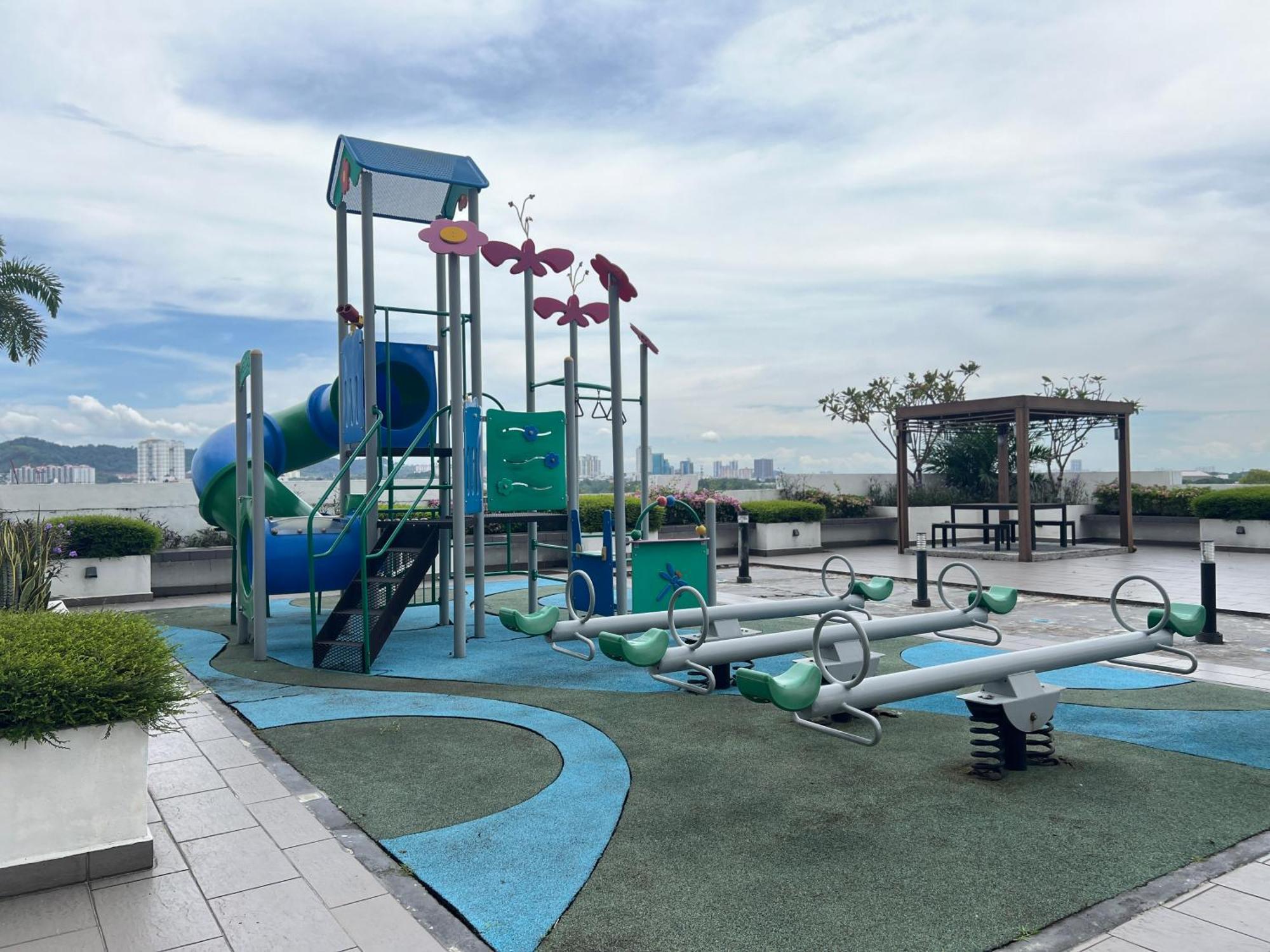 Usj One Park By Manhattan Group Subang Jaya Exterior foto